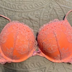 Victoria’s Secret Bra 36D